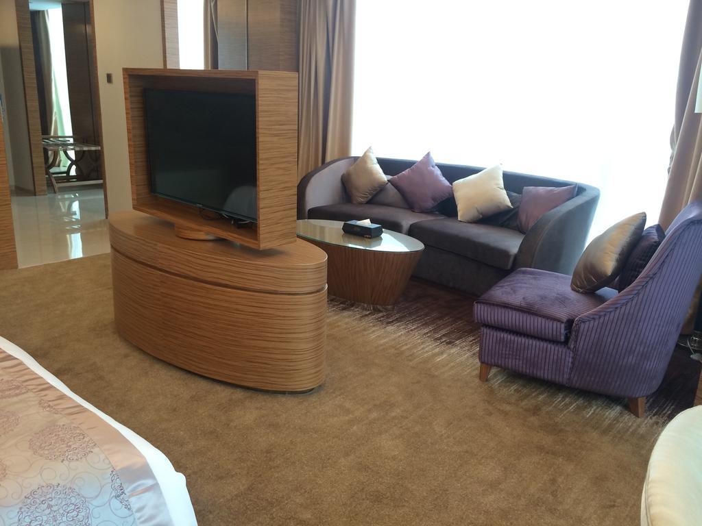 Shenzhen Baoan Plus Gems Cube Hotel Extérieur photo